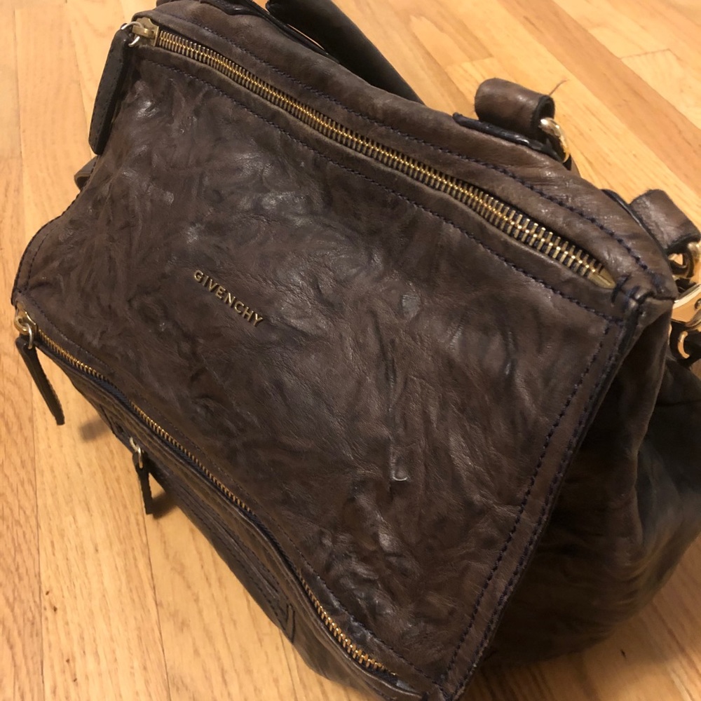 Givenchy Pandora Distressed Leather Medium Bag - Picture 6 of 8